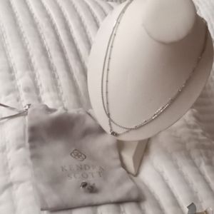Emilie Set Kendra Scott